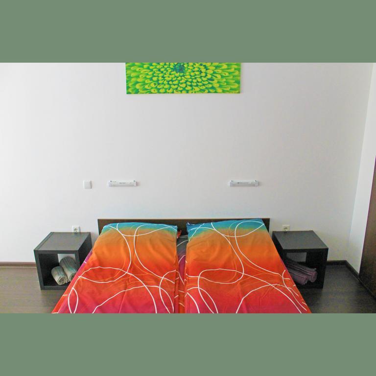 Flora Apartment Centrum Sofia Exterior photo